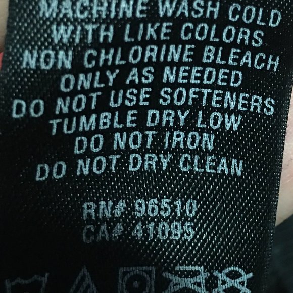 Under Armour Black Hoodie - Picture 12 of 12